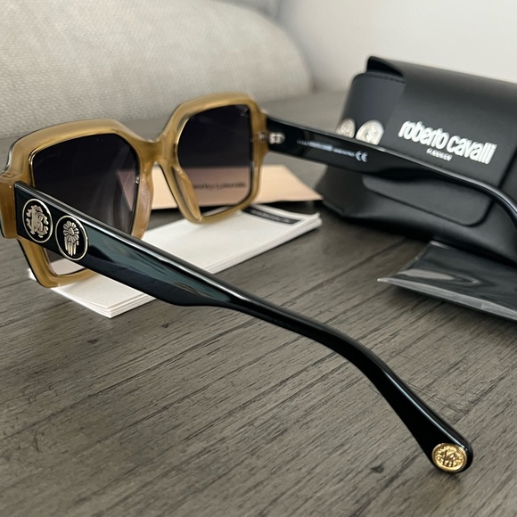 Roberto Cavalli Sunglasses Women's Black-Gold/Silver Mirror Lens 54mm - Picture 4 of 9